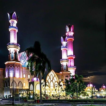 Spot On 1784 Tnc Residence Syariah ماتارام المظهر الخارجي الصورة