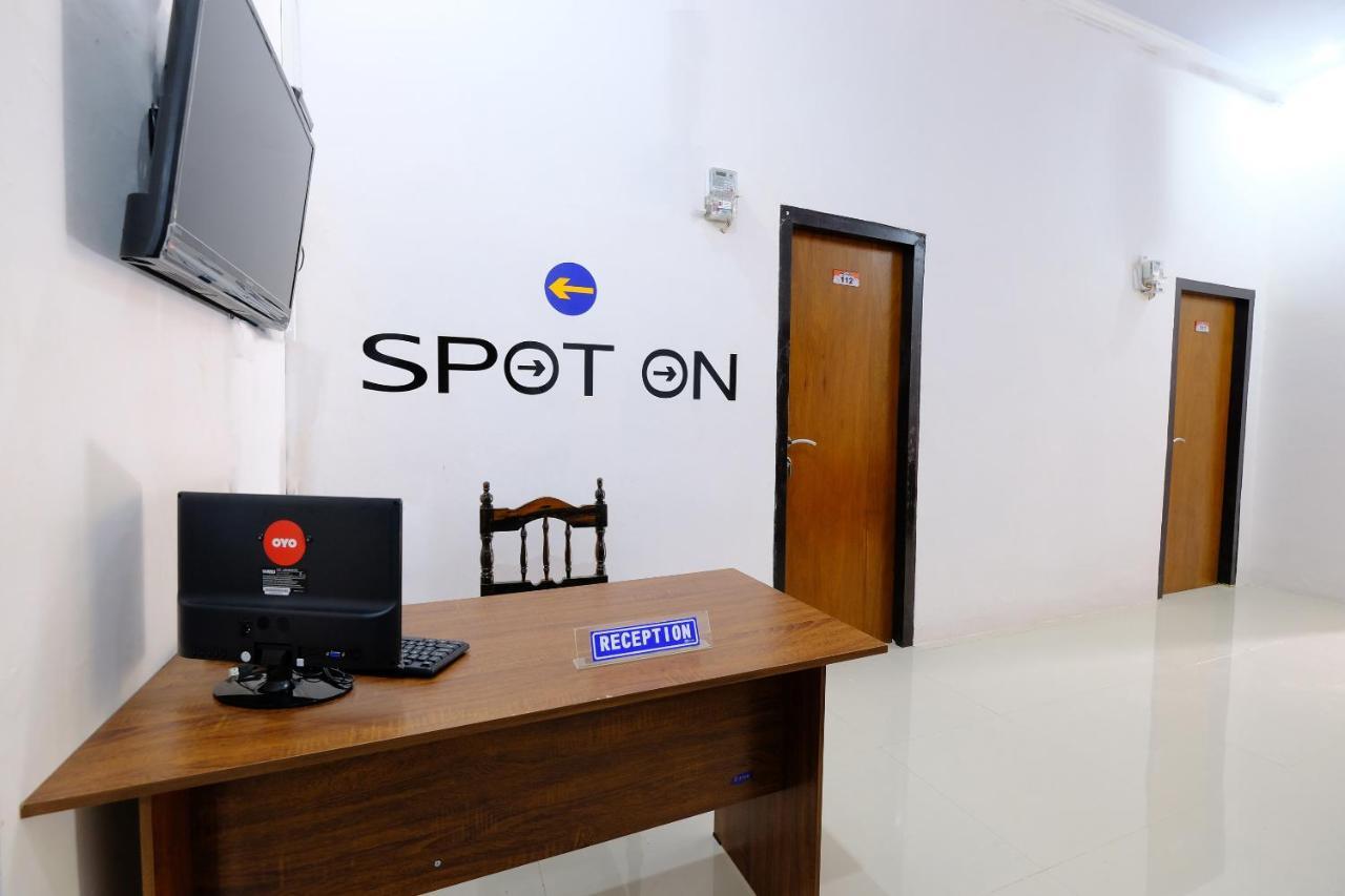 Spot On 1784 Tnc Residence Syariah ماتارام المظهر الخارجي الصورة