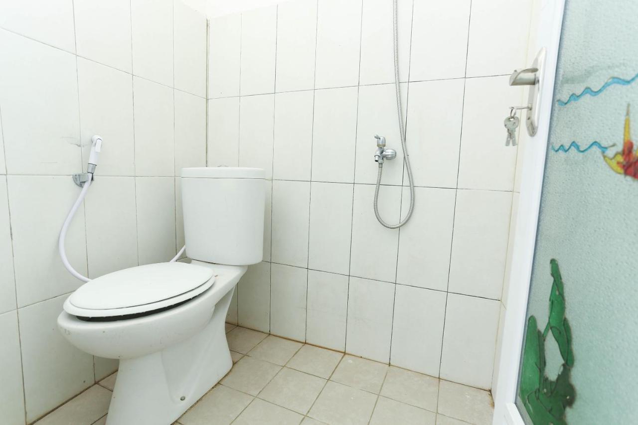 Spot On 1784 Tnc Residence Syariah ماتارام المظهر الخارجي الصورة