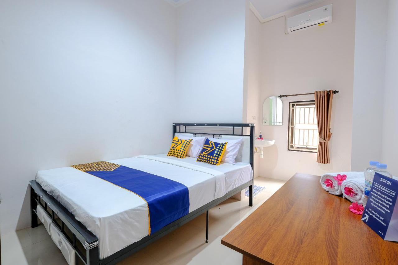 Spot On 1784 Tnc Residence Syariah ماتارام المظهر الخارجي الصورة