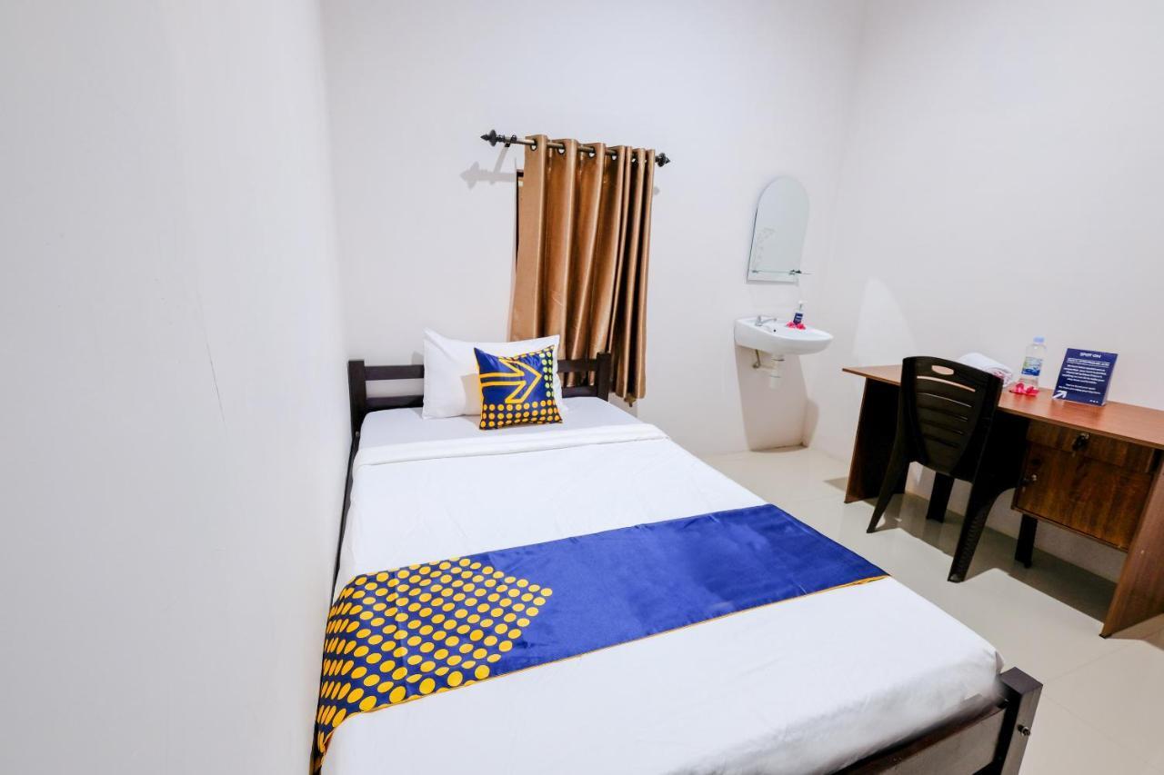 Spot On 1784 Tnc Residence Syariah ماتارام المظهر الخارجي الصورة